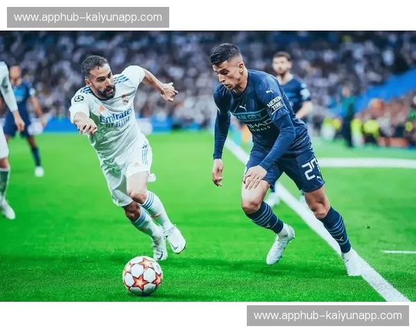 伯纳乌的星辰大海：皇家马德里与巴黎圣日耳曼的巅峰对决，一场足球盛宴的预演